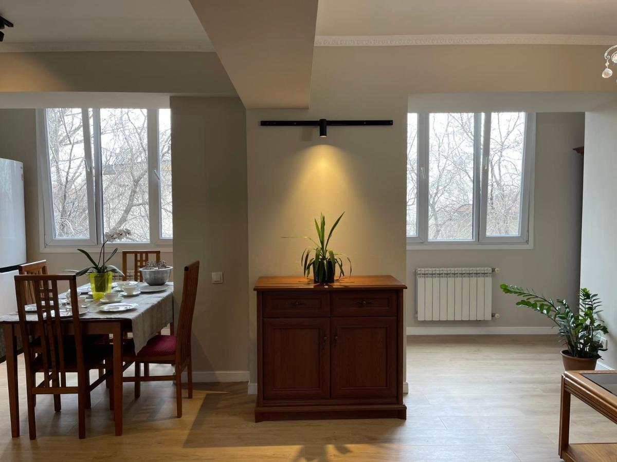Almaty Apartment 76 Екстер'єр фото